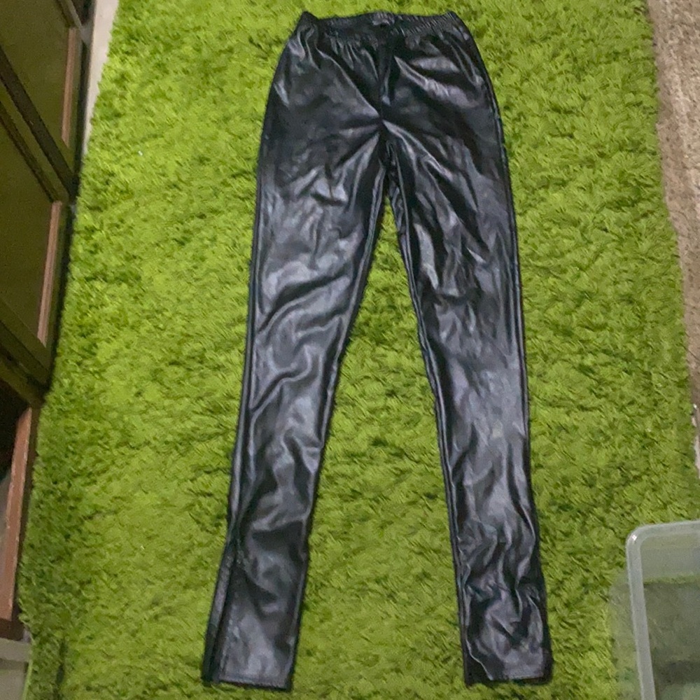 Prettylittlething Black PU split Hem Pants (Dar)